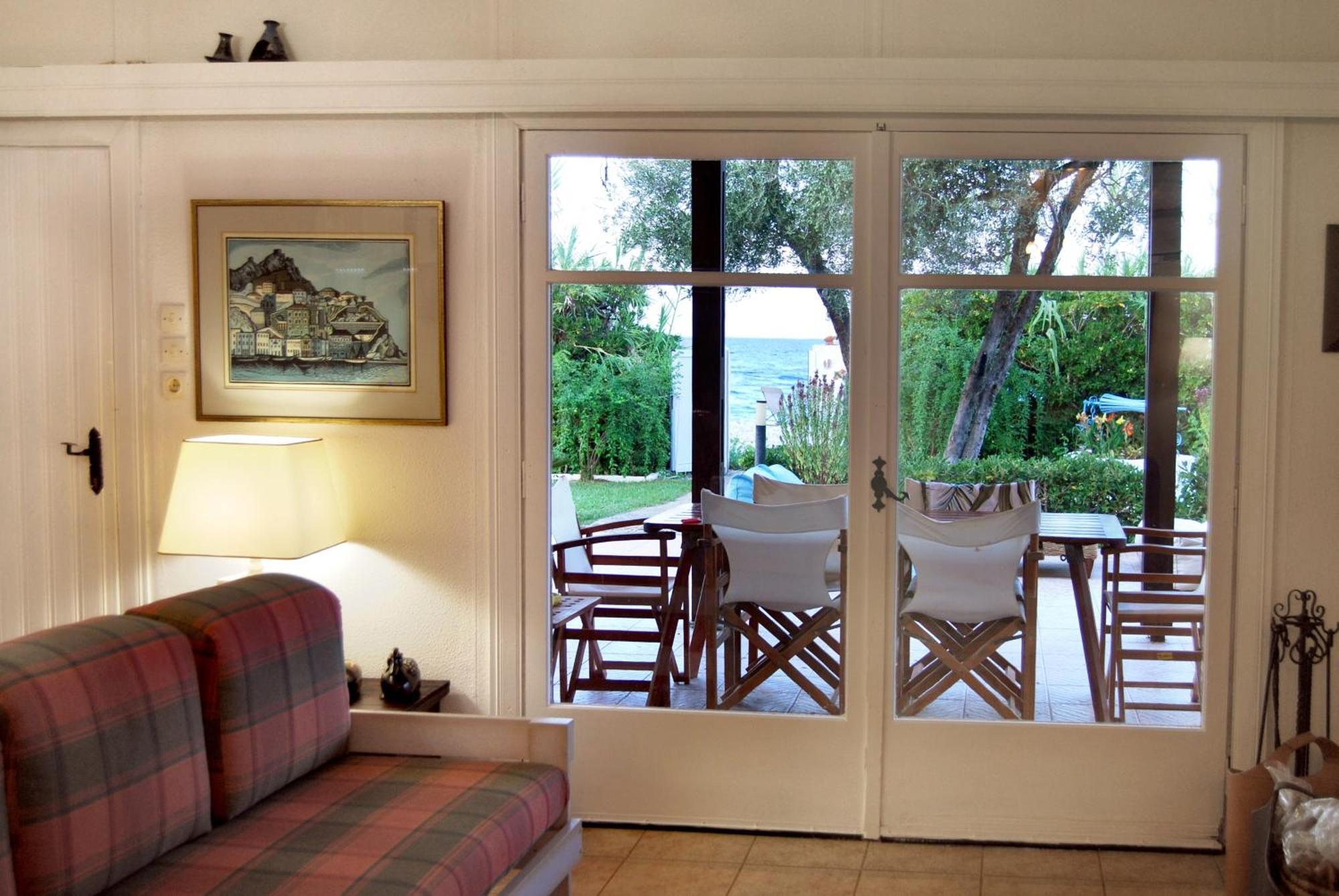 Villa Akrata Luaran gambar