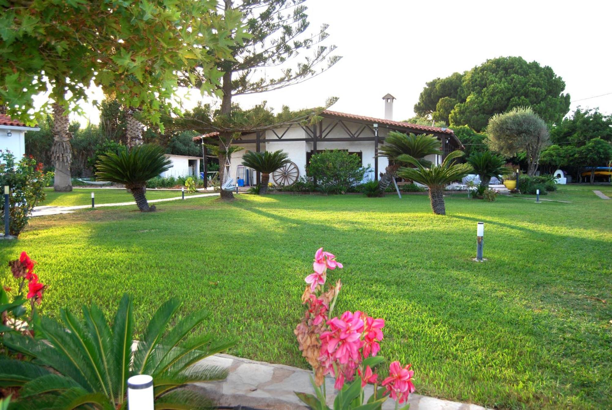 Villa Akrata Luaran gambar